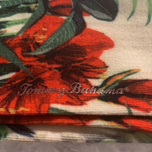Tommy Bahama Drink To The Huladays Sublimated Sock - Picture 5 of 10
